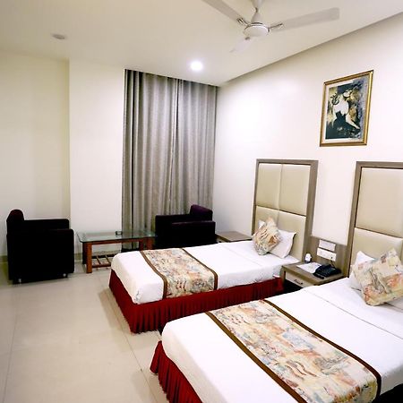 Hotel Blue Pearl 博帕尔 外观 照片