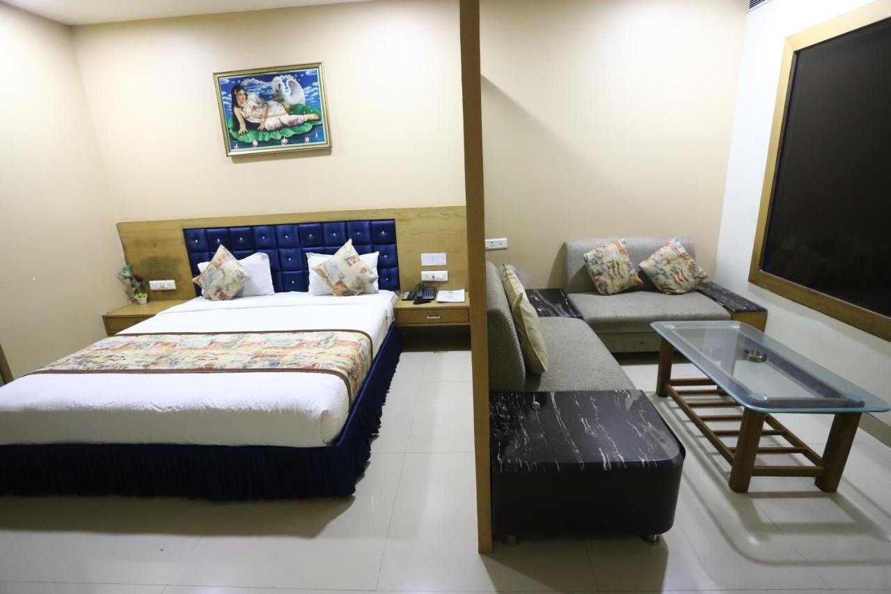 Hotel Blue Pearl 博帕尔 外观 照片
