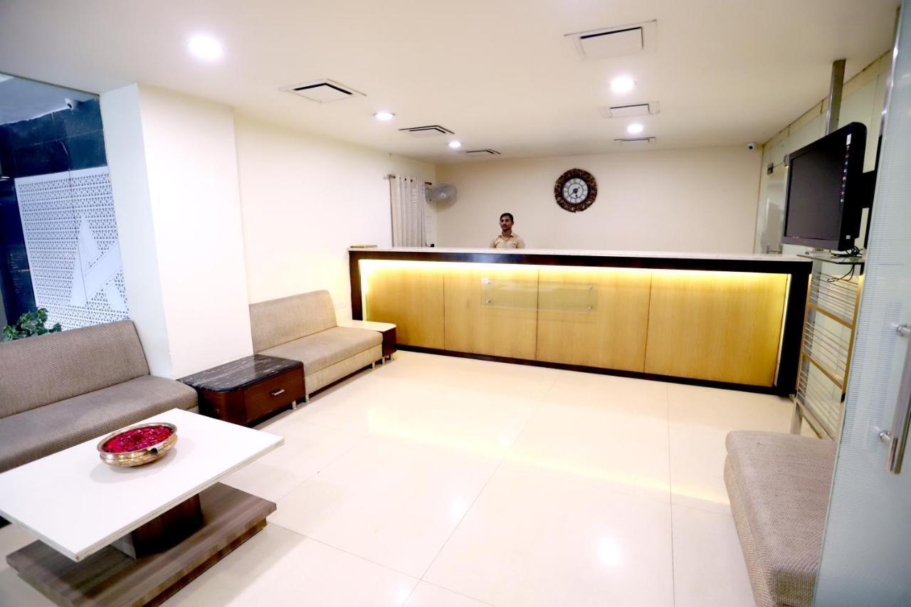 Hotel Blue Pearl 博帕尔 外观 照片