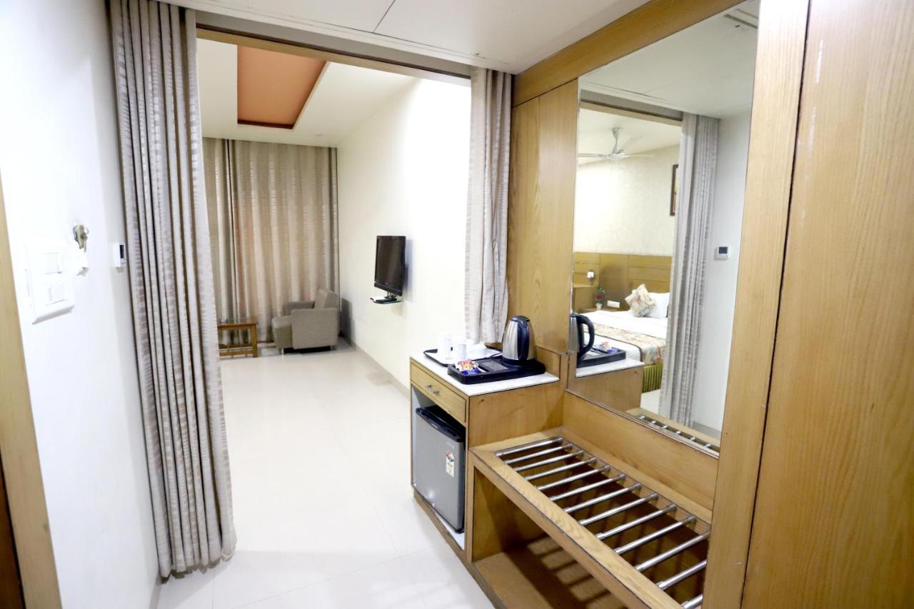 Hotel Blue Pearl 博帕尔 外观 照片
