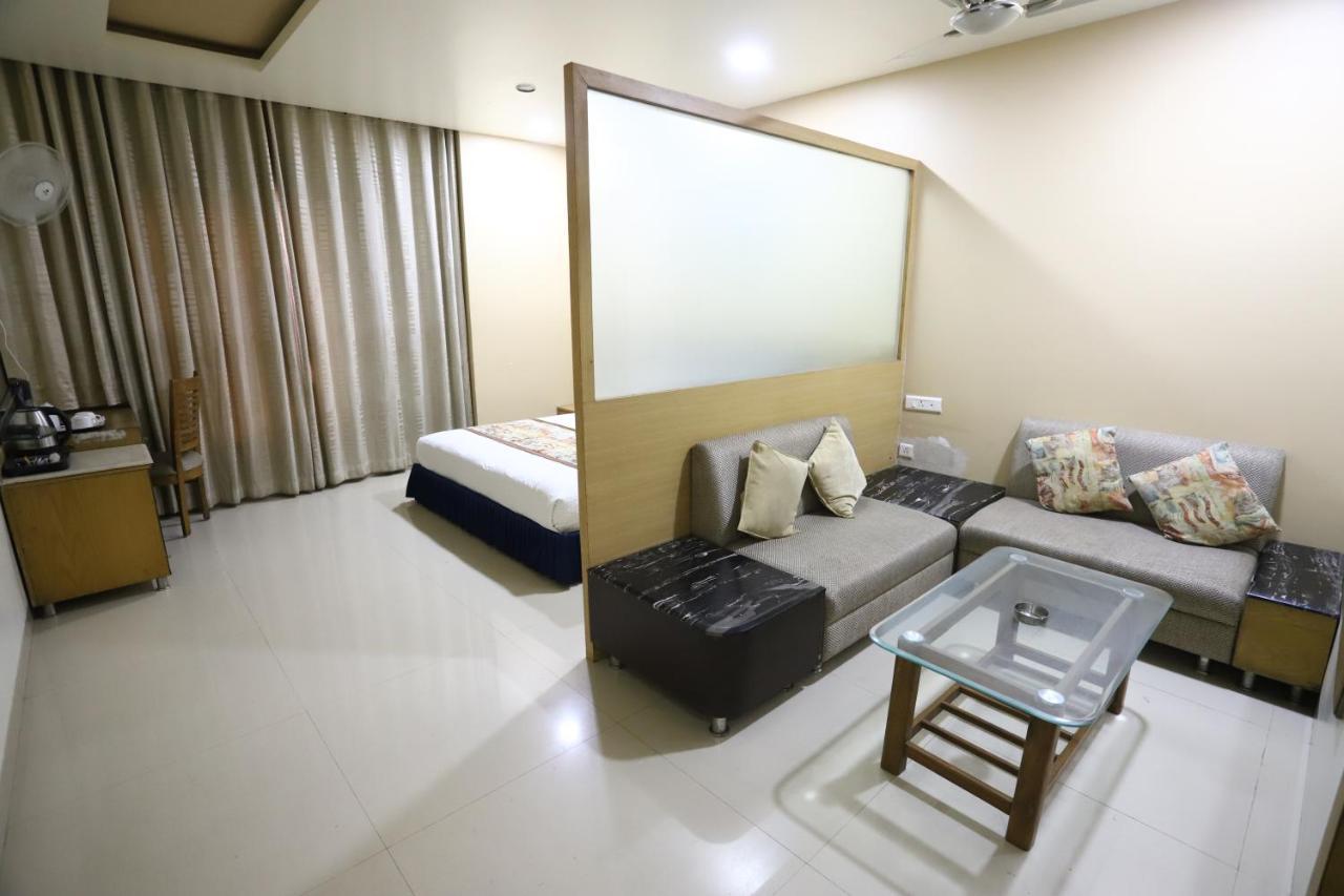Hotel Blue Pearl 博帕尔 外观 照片