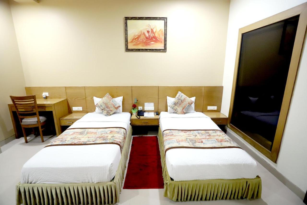 Hotel Blue Pearl 博帕尔 外观 照片