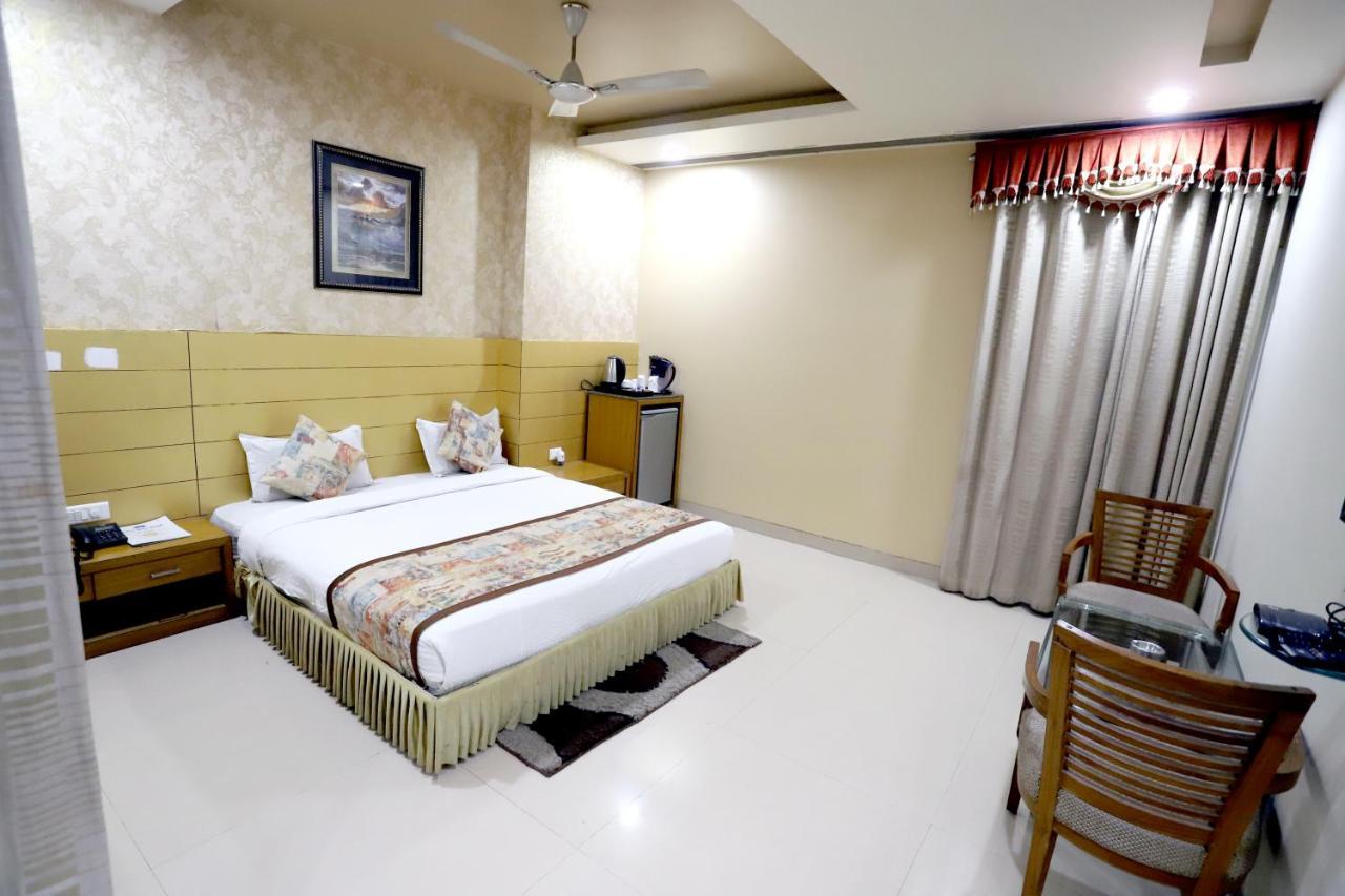 Hotel Blue Pearl 博帕尔 外观 照片